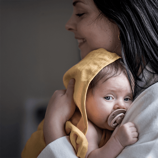 Blenker Hooded Towel Little Bees